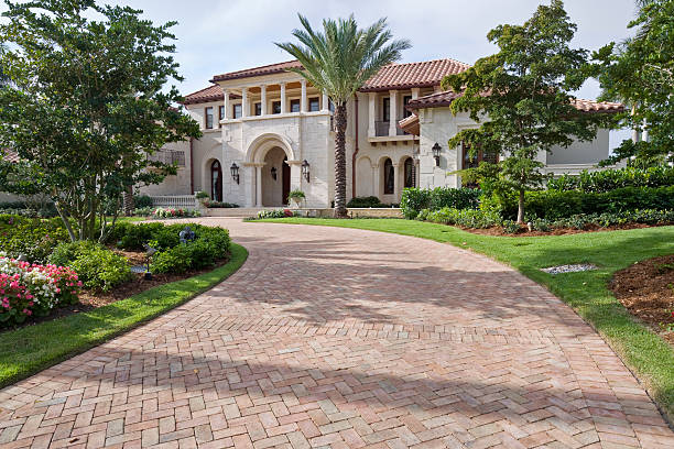Best Driveway Pavers Near Me  in Hutchinson, KS